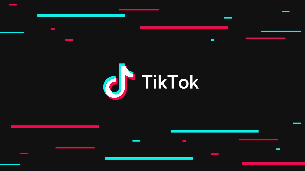 Free Aesthetic Google Slides TikTok Template PowerPoint