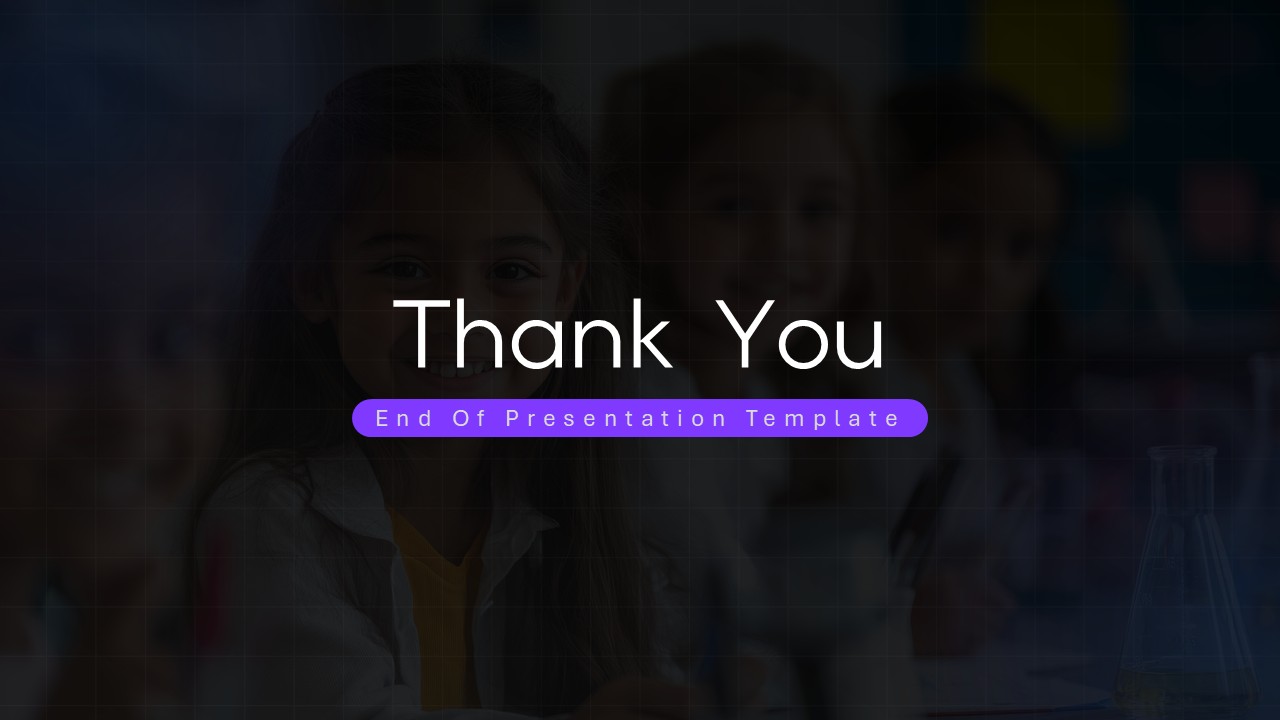 Plantilla de educación innovadora: diapositiva de agradecimiento para cerrar profesionalmente su presentación educativa.