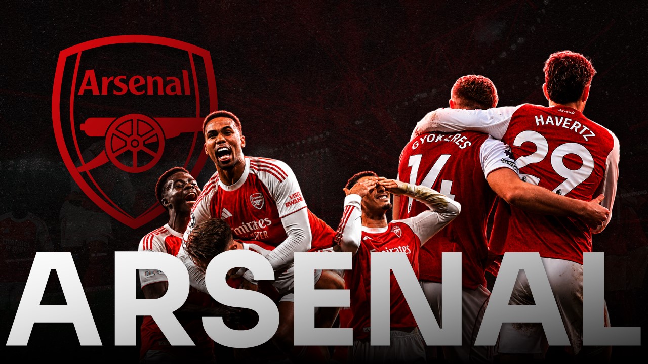 Arsenal Template - Cover slide to open football club presentations with a bold cinematic hero design